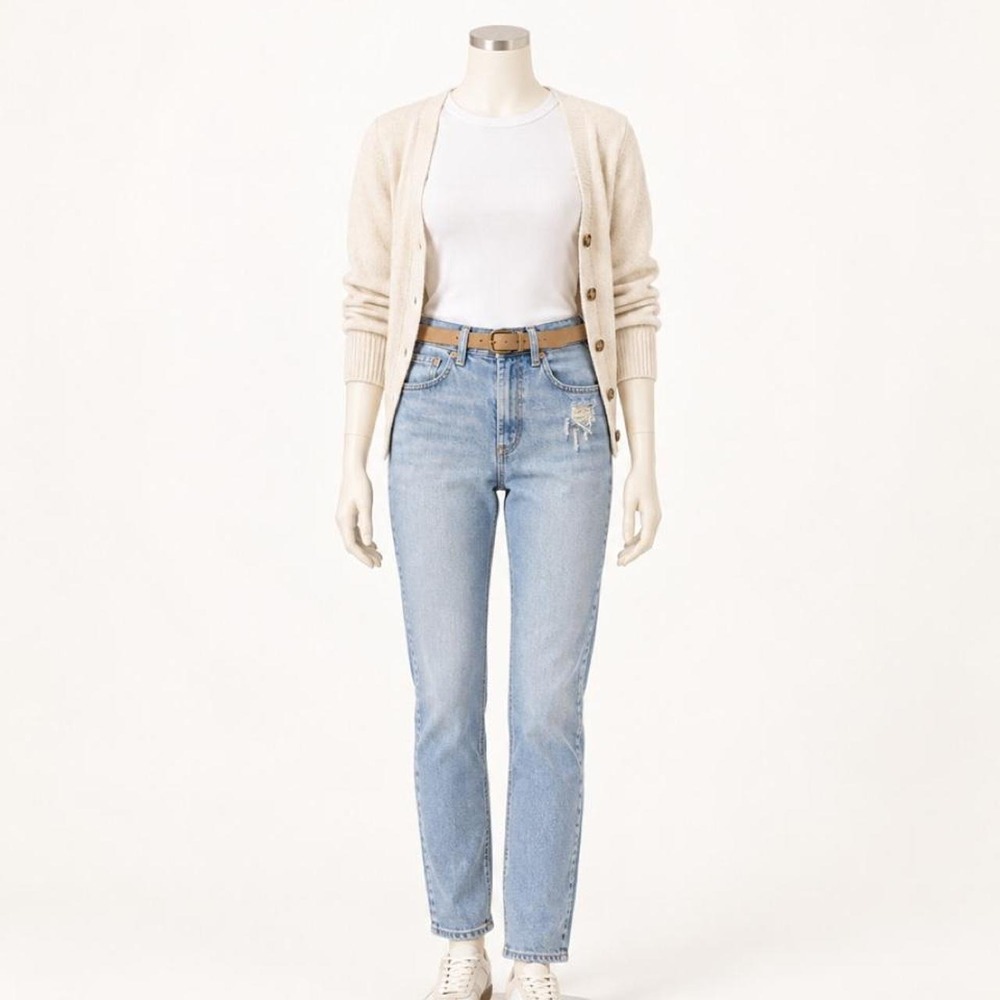BDG Urban Outfitters straight skinny jeans in a light wash, tagged size 27